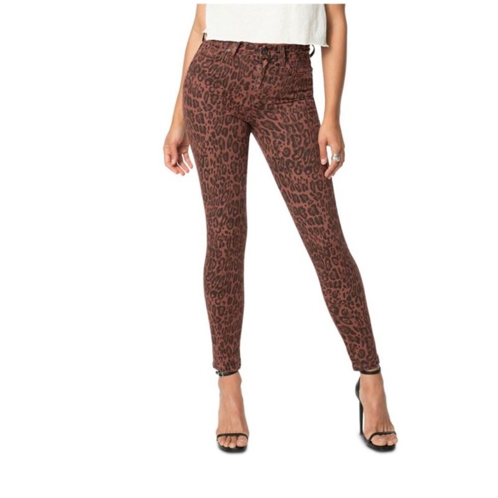 Time and Tru 4 pockets legging